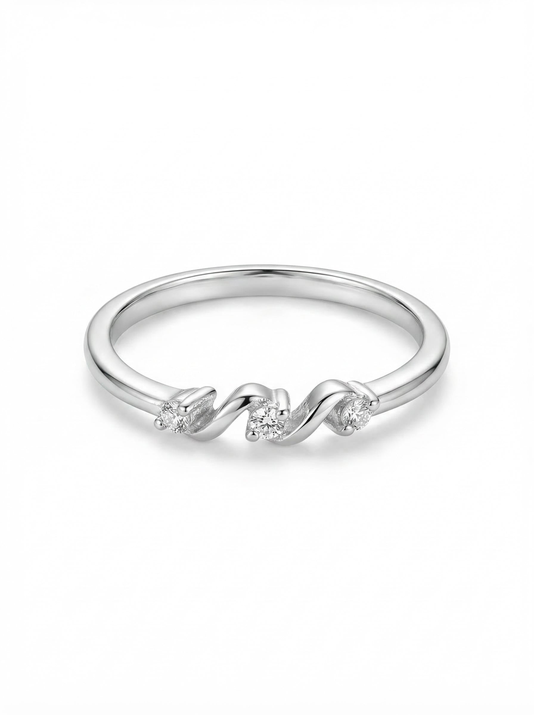 Twisted Trio Diamond Band