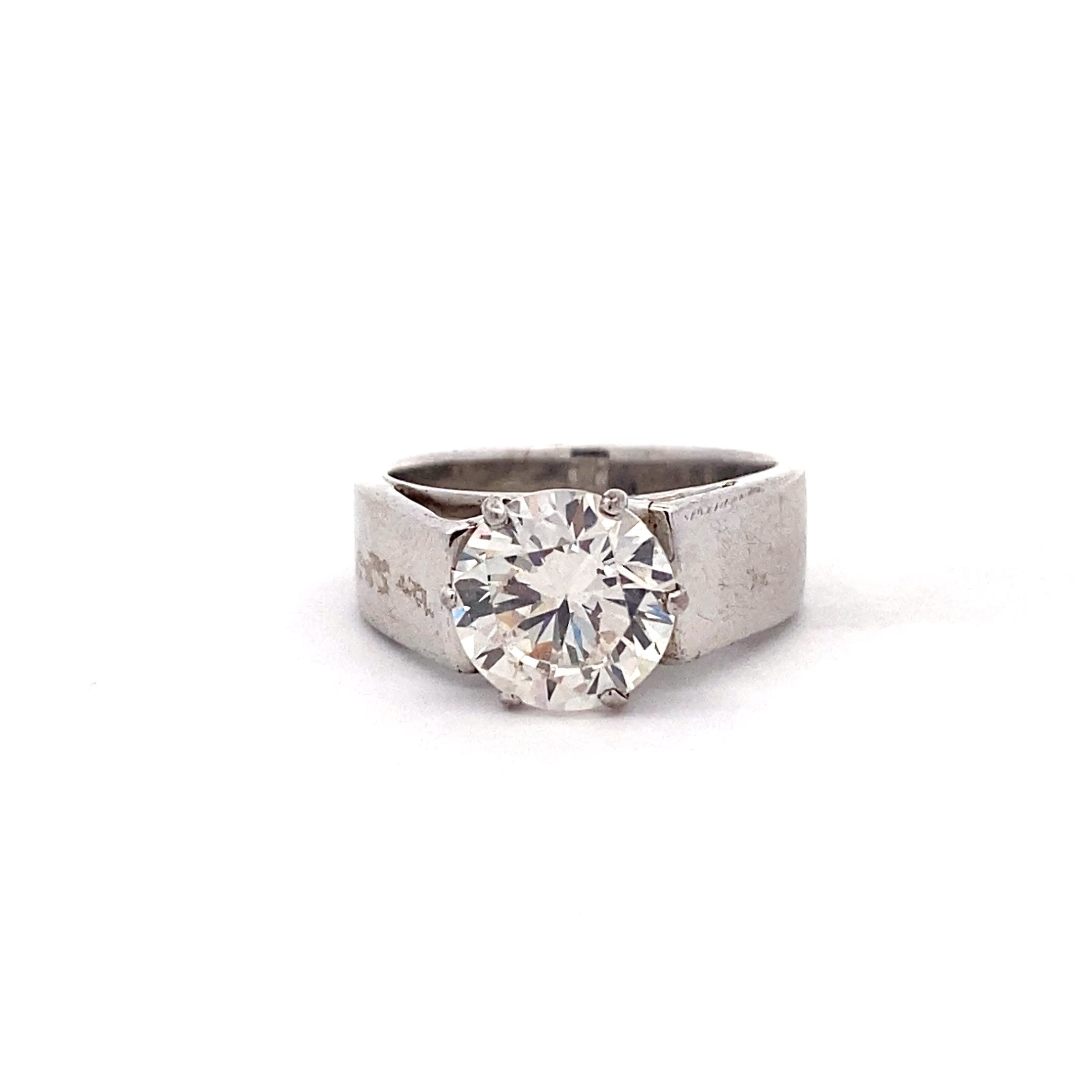 Bold Solitaire Ring