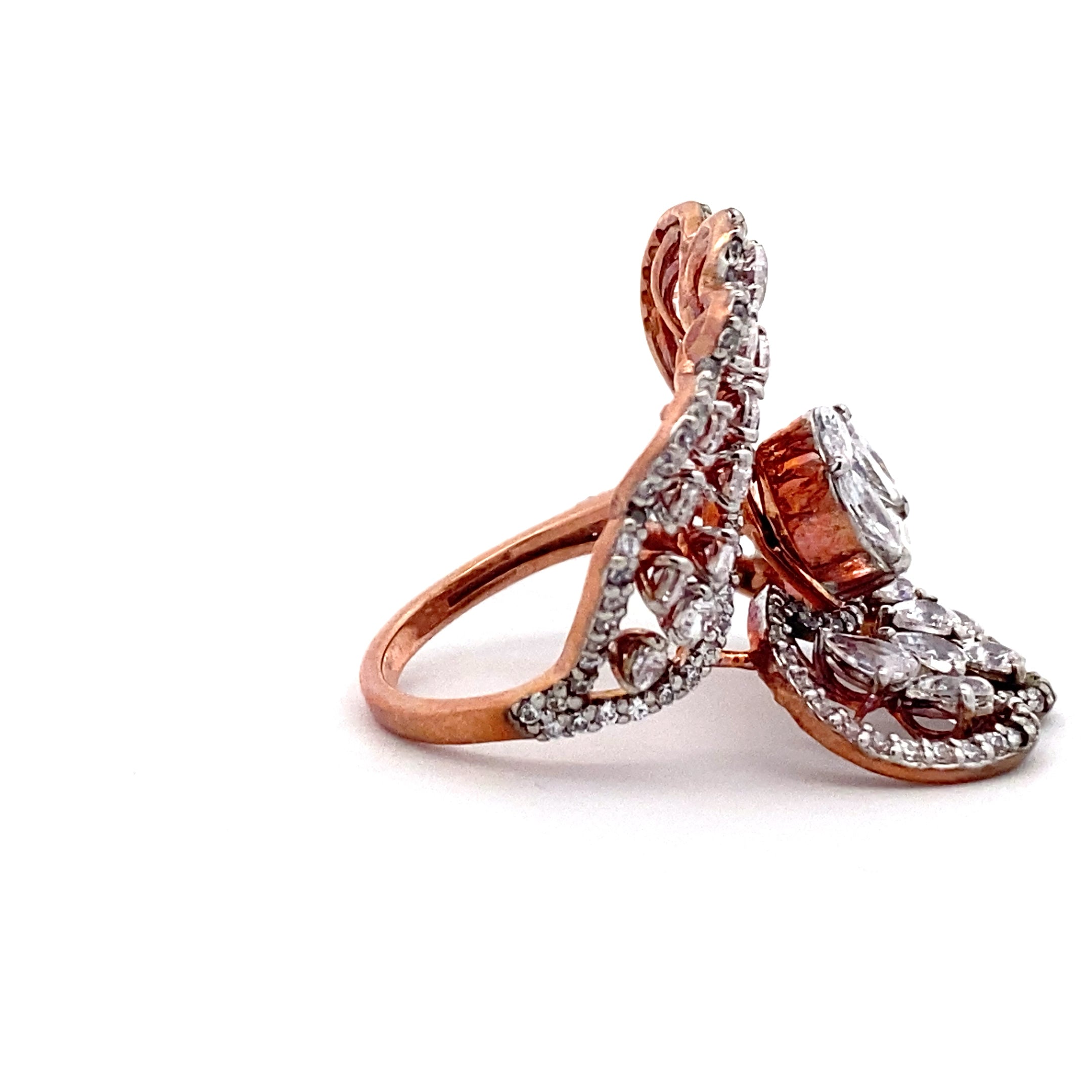 Fanned Petal Cluster Ring