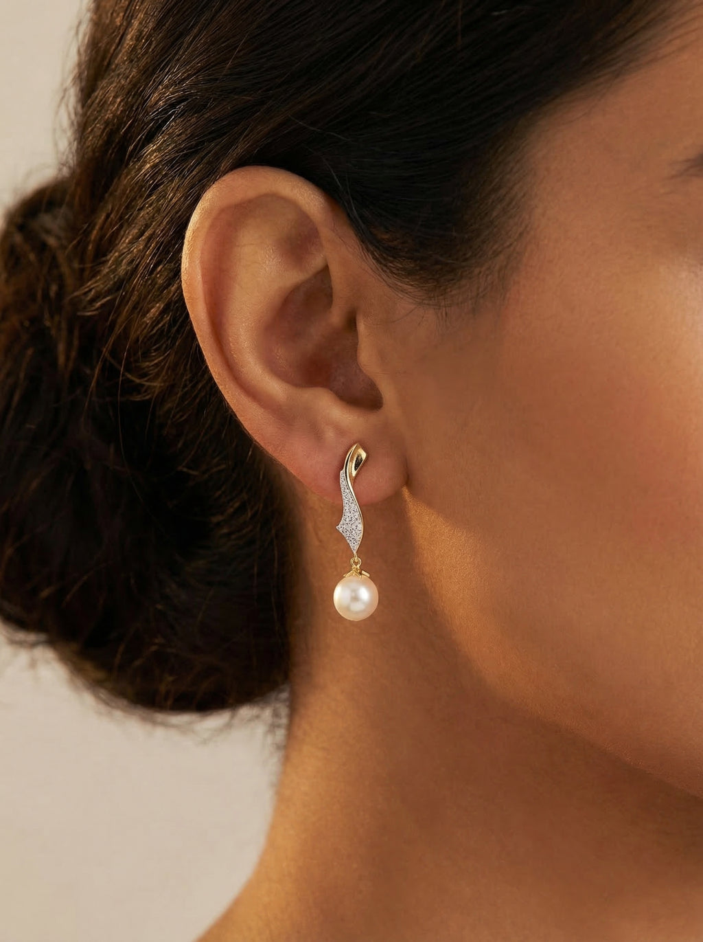 Twist Pearl Drop Earrings
