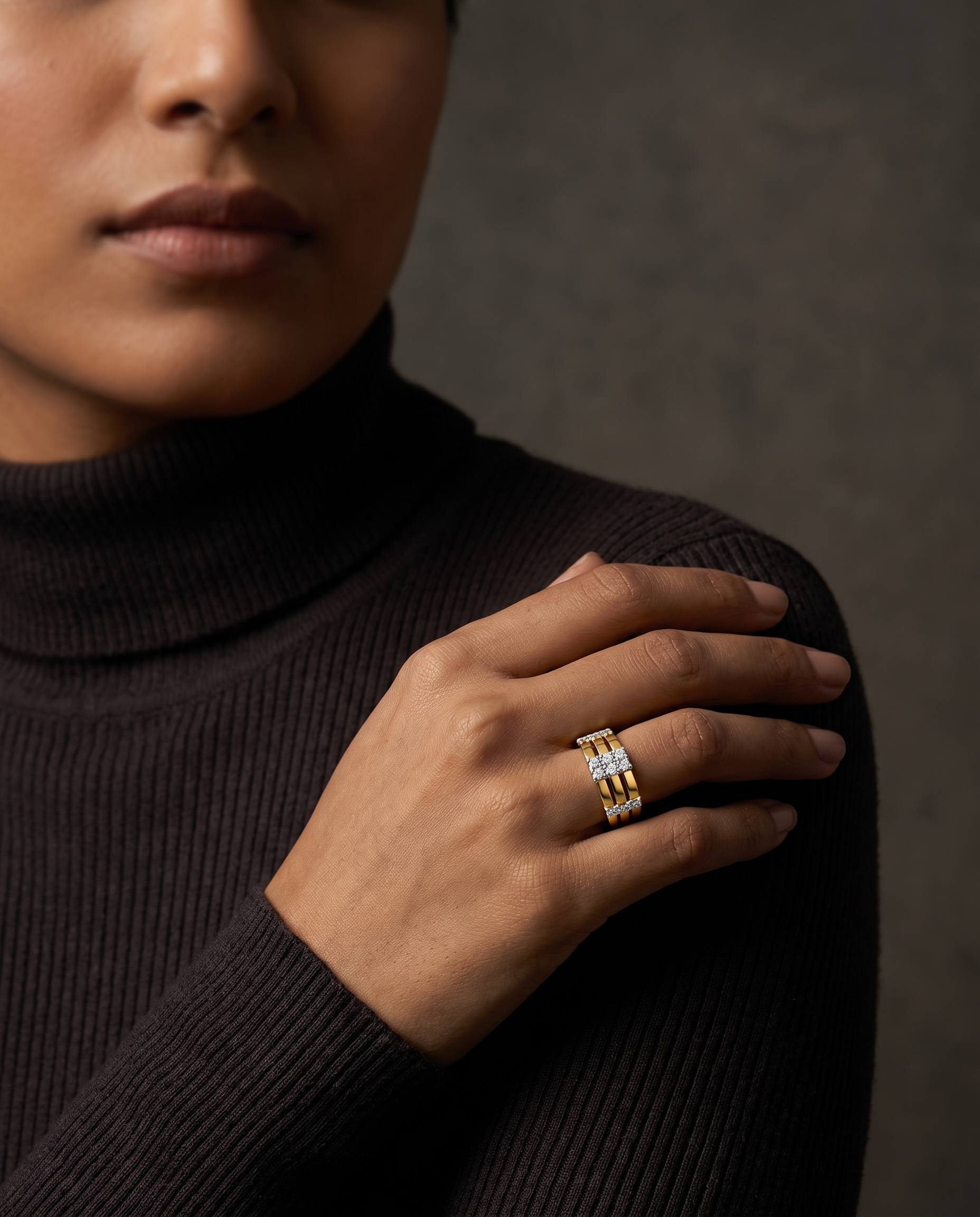 Ridged Cluster Band Ring